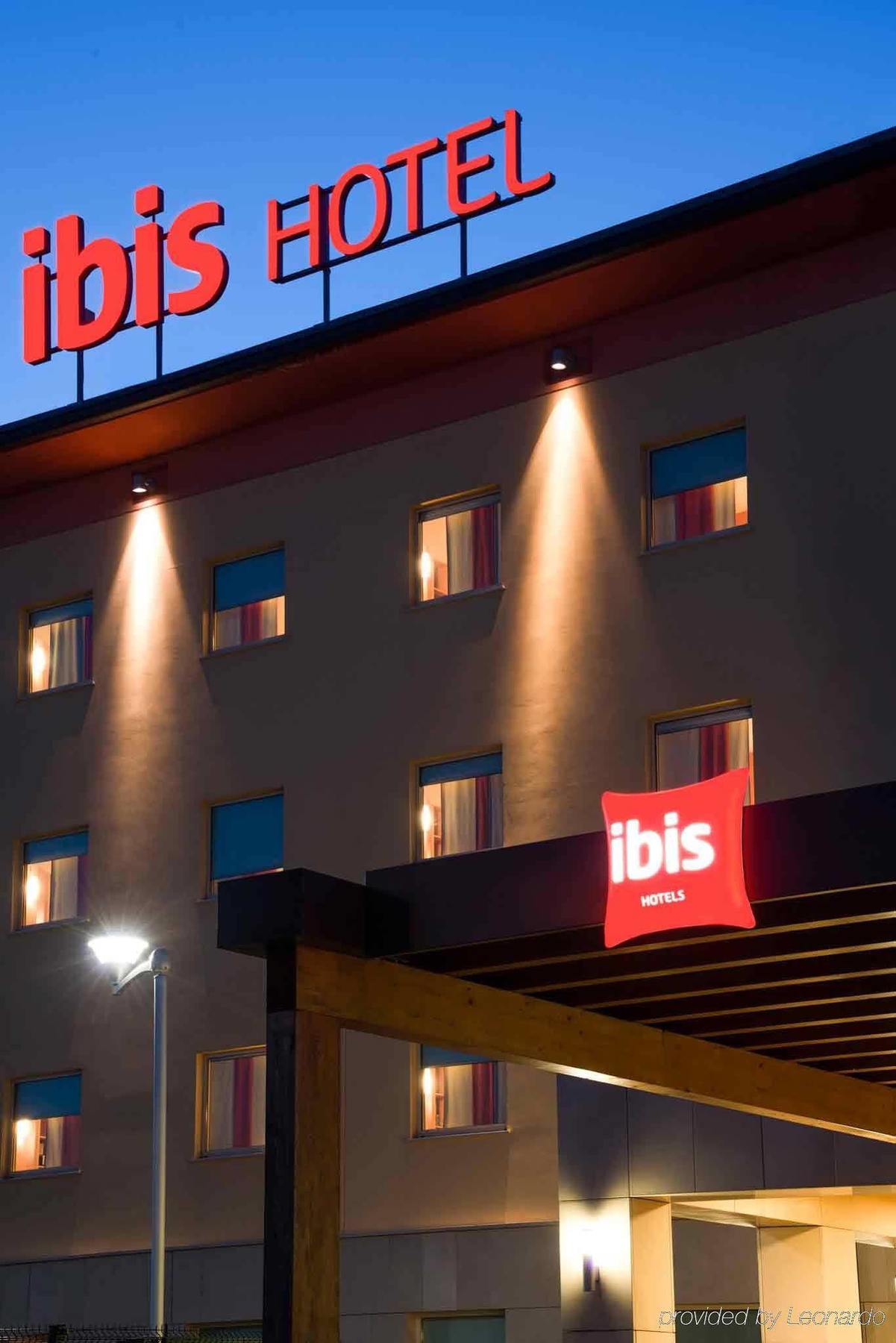 Ibis Como Grandate Exteriör bild